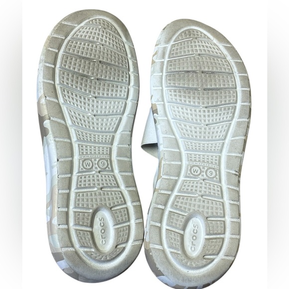 Crocs Sandals Light Ride Printed Camo Stretch Straps Womens 9 White Tan 207285 - Picture 10 of 12